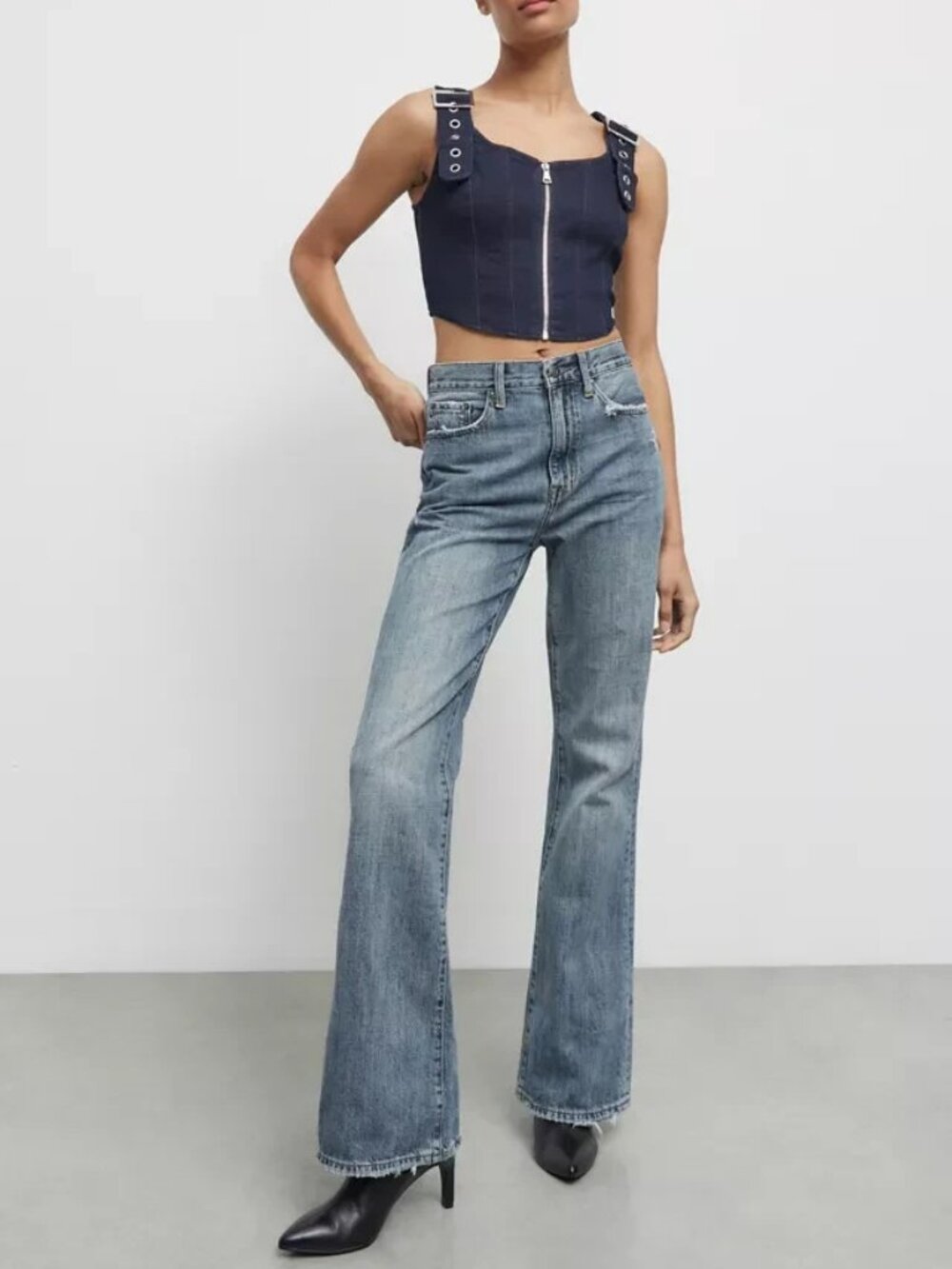 Pistola Stevie High Rise Relaxed Flare Jeans Raw Hem Size 26